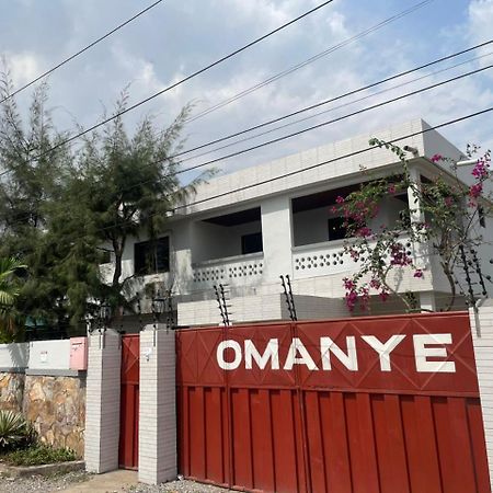 Omanye Lodge Accra Eksteriør bilde